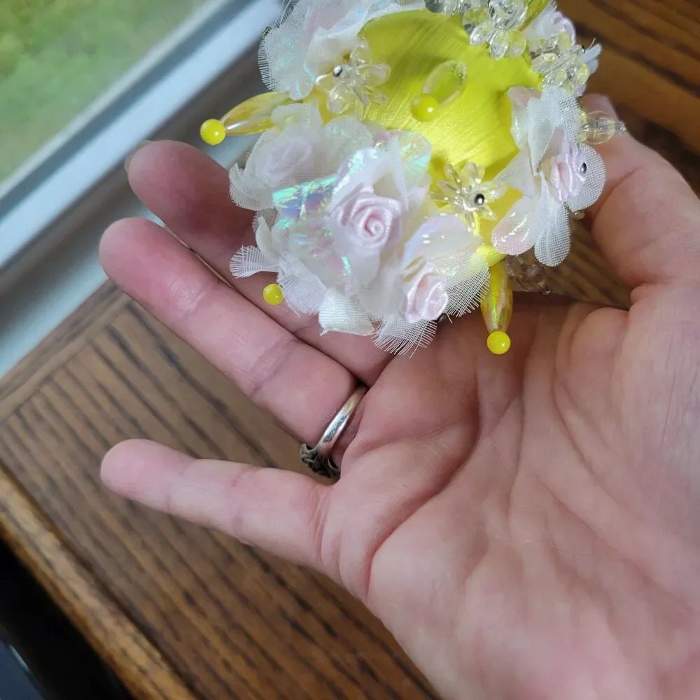 Vtg Ornate Easter Egg Handmade Beaded Push Pin Satin Basket Filler Yellow Egg